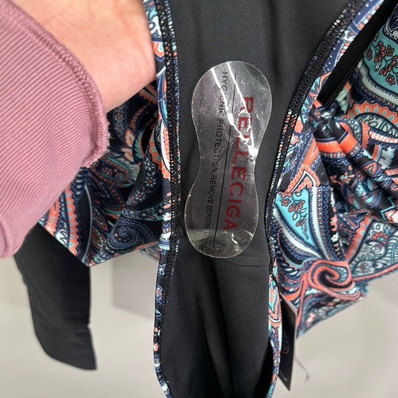 Relleciga - Black and Paisley Floral Long Sleeve Swimsuit - Picture 3 of 6